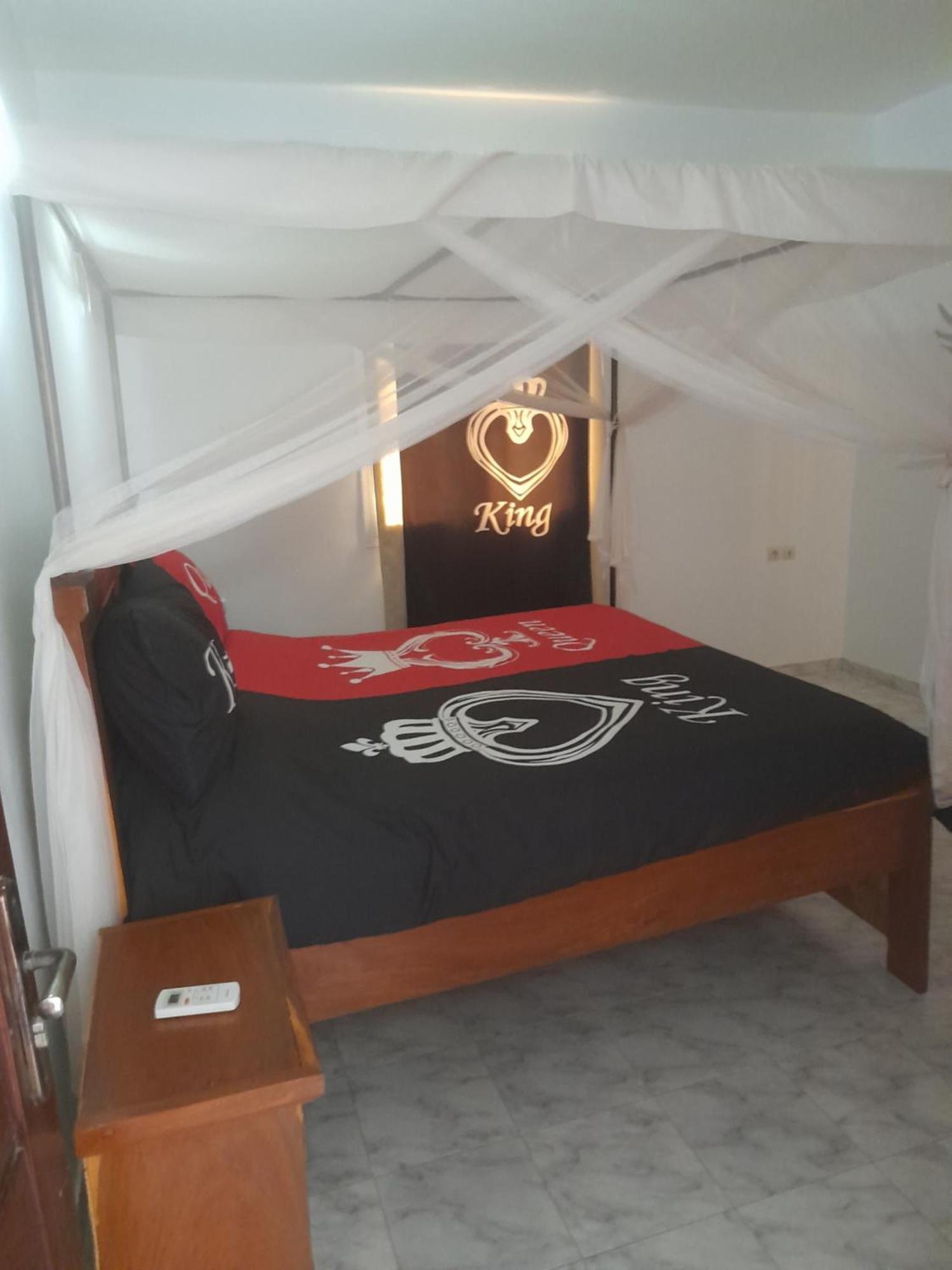 Maison D Hote La Dore Du Senegal Bas-De - Villa ソモーヌ エクステリア 写真